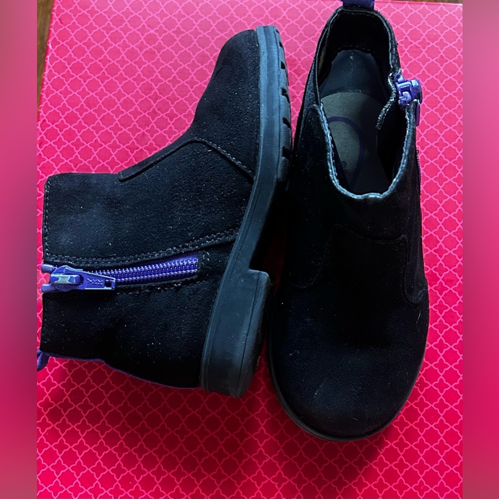 Strite rite girls boots size 7.5’